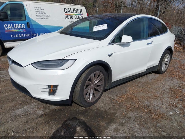 2019 Tesla Model X 100d/75d/long Range მანქანა იყიდება აუქციონზე, vin: 5YJXCAE2XKF195227, აუქციონის ნომერი: 44481437