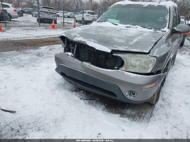 44481454 :رقم المزاد ، 5GADT13S952322662 vin ، 2005 Buick Rainier Cxl مزاد بيع