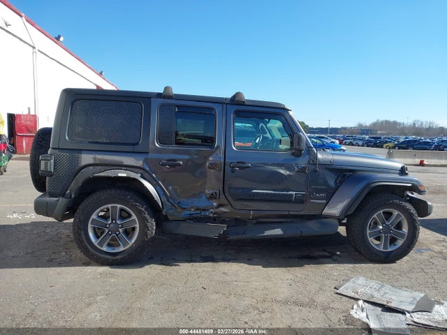 1C4HJXEN9KW688352 Jeep Wrangler Unlimited Sahara 4x4