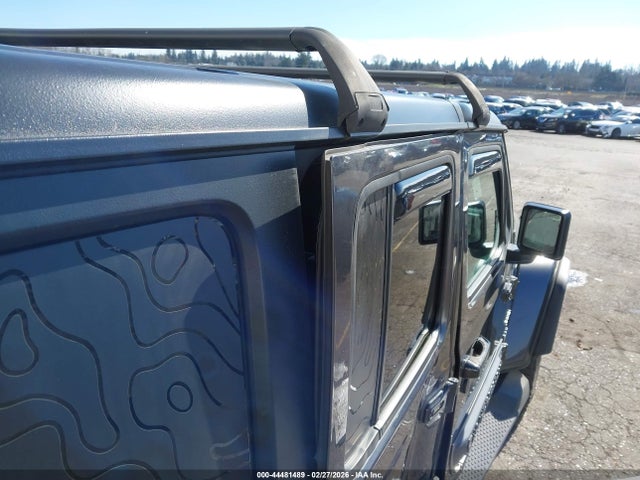1C4HJXEN9KW688352 Jeep Wrangler Unlimited Sahara 4x4