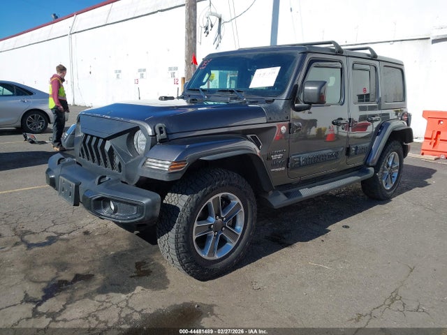 1C4HJXEN9KW688352 Jeep Wrangler Unlimited Sahara 4x4