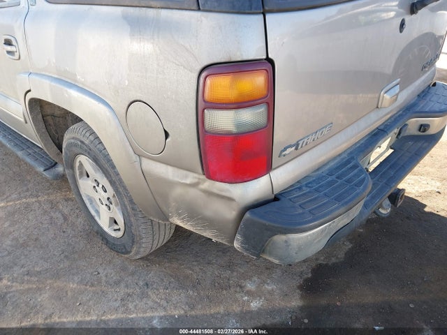 44481508 :رقم المزاد ، 1GNEK13TX2J234422 vin ، 2002 Chevrolet Tahoe Lt مزاد بيع