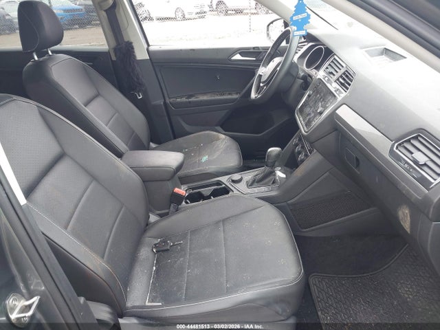 2021 VOLKSWAGEN TIGUAN 3VV2B7AX6MM006218 Photo 4