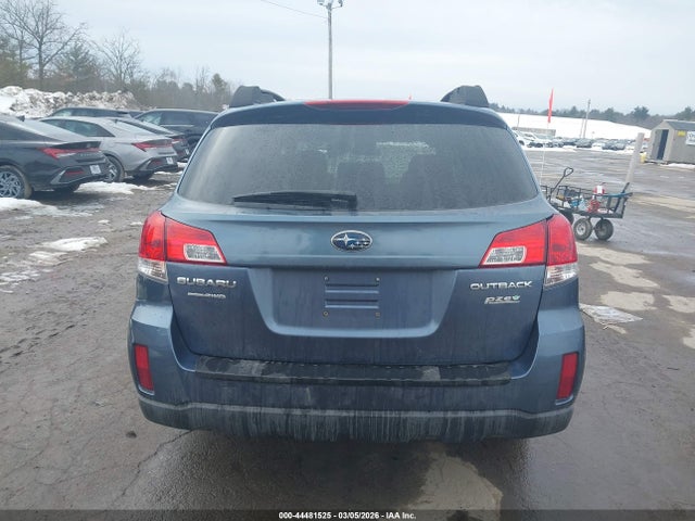44481525 :رقم المزاد ، 4S4BRBCC5D3246817 vin ، 2013 Subaru Outback 2.5i Premium مزاد بيع