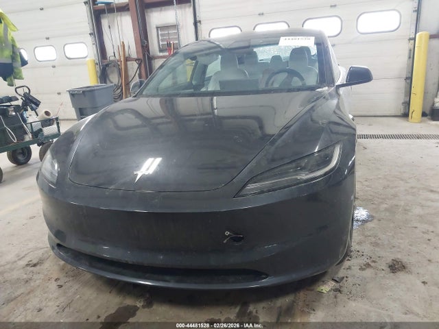 Продажа на аукционе авто 2025 Tesla Model 3 Long Range All-wheel Drive, vin: 5YJ3E1EB3SF879965, номер лота: 44481528