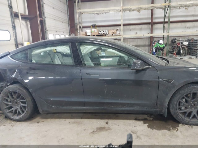 Продажа на аукционе авто 2025 Tesla Model 3 Long Range All-wheel Drive, vin: 5YJ3E1EB3SF879965, номер лота: 44481528