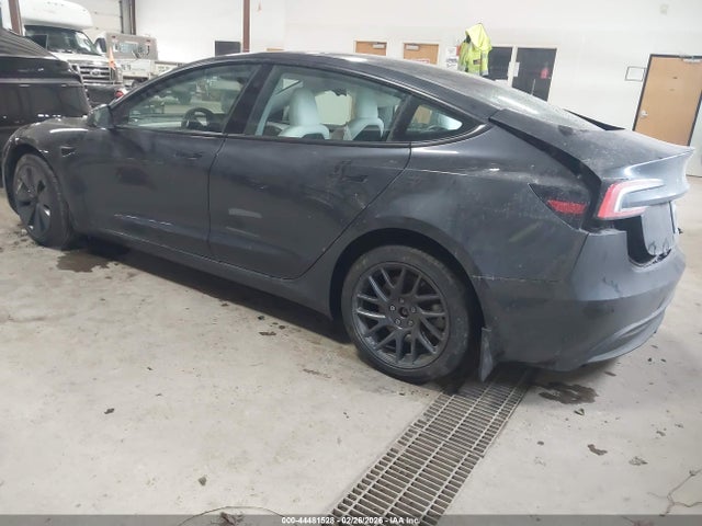 Продажа на аукционе авто 2025 Tesla Model 3 Long Range All-wheel Drive, vin: 5YJ3E1EB3SF879965, номер лота: 44481528