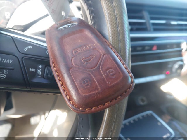 2017 AUDI Q7 WA1VAAF75HD008445 Photo 10