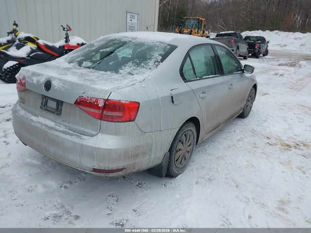 Продаж на аукціоні авто 2015 Volkswagen Jetta 2.0l S, vin: 3VW2K7AJ4FM271407, номер лоту: 44481568