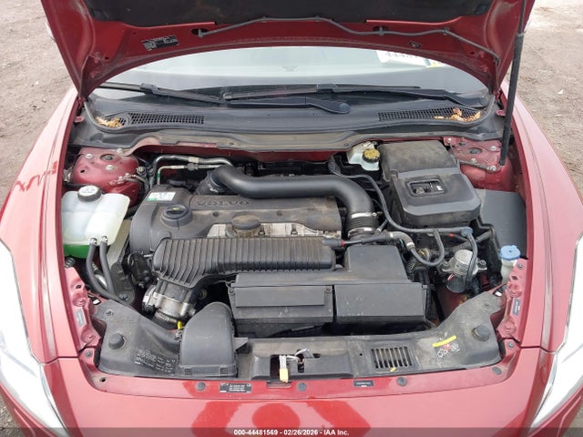 2011 Volvo C70 T5 მანქანა იყიდება აუქციონზე, vin: YV1672MC6BJ115361, აუქციონის ნომერი: 44481569