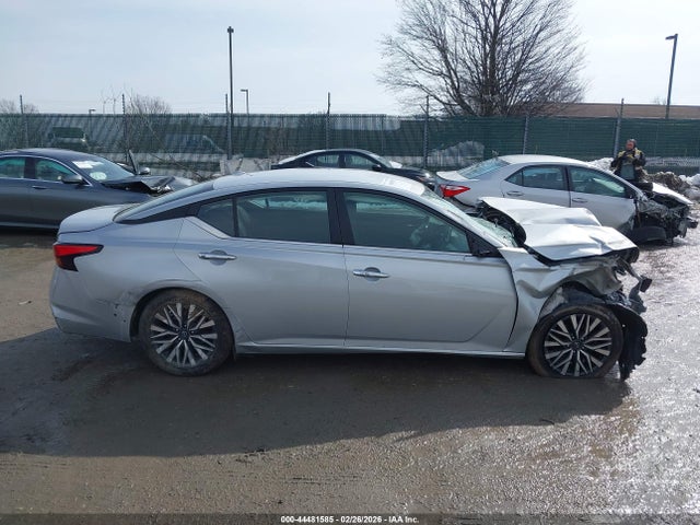 1N4BL4DV2RN304241 Nissan Altima Sv Fwd