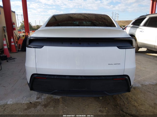 Продажа на аукционе авто 2026 Tesla Model Y, vin: 7SAYGDEE3TA401686, номер лота: 44481587