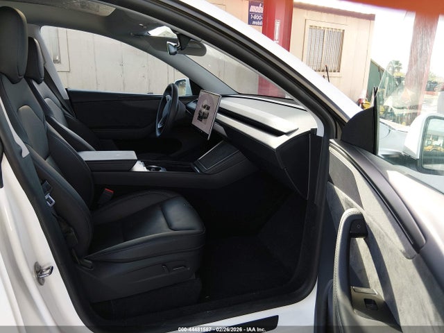 Продажа на аукционе авто 2026 Tesla Model Y, vin: 7SAYGDEE3TA401686, номер лота: 44481587
