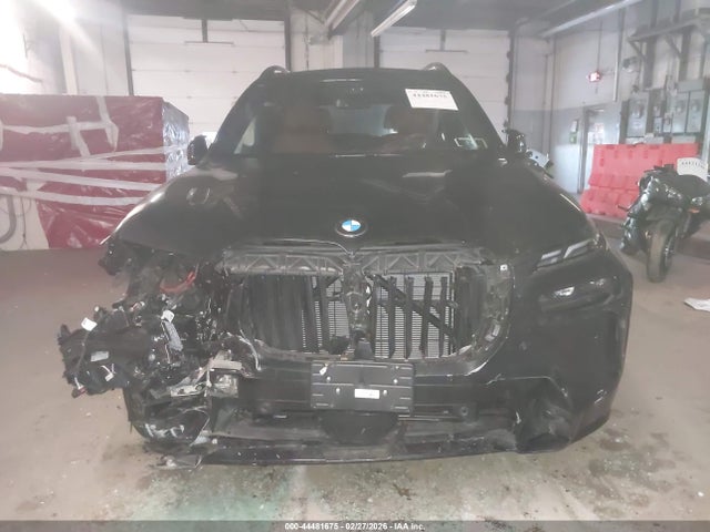 5UX33EM0XT9120317 BMW X7 M60i