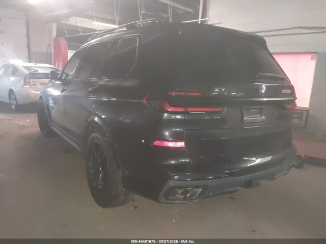 5UX33EM0XT9120317 BMW X7 M60i