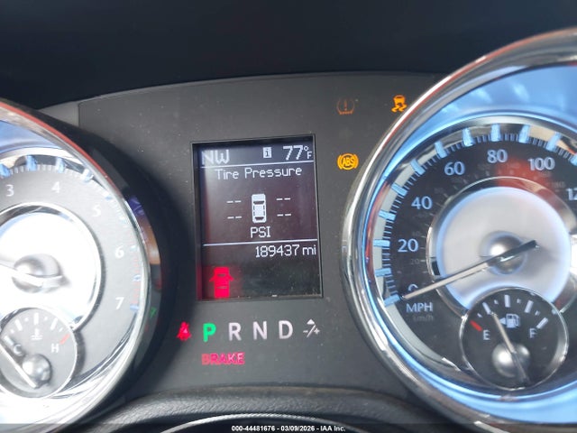 2011 CHRYSLER 300C 2C3CA6CT3BH592323 Photo 6