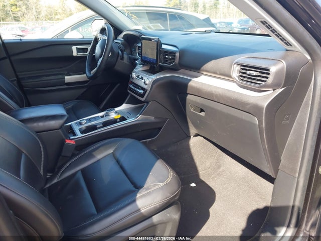 2023 FORD EXPLORER 1FMSK8DH5PGA99817 Photo 4