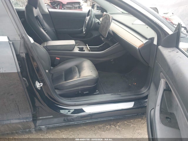 2019 TESLA MODEL 3 5YJ3E1EB5KF191241 Photo 4