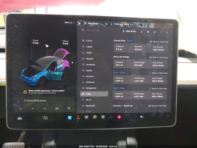 2024 Tesla Model Y Long Range Dual Motor All-wheel Drive მანქანა იყიდება აუქციონზე, vin: 7SAYGAEE4RF194302, აუქციონის ნომერი: 44481736