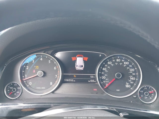 2017 VOLKSWAGEN TOUAREG WVGRF7BP2HD000879 Photo 6