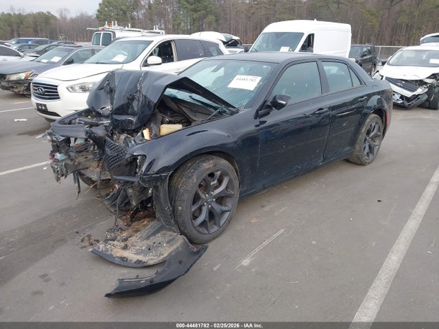 2021 CHRYSLER 300 2C3CCABG2MH545997 Photo 1