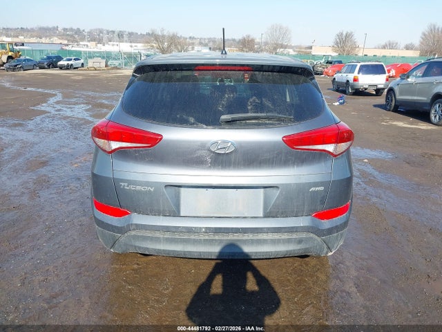 Продаж на аукціоні авто 2018 Hyundai Tucson Se, vin: KM8J2CA41JU632027, номер лоту: 44481792