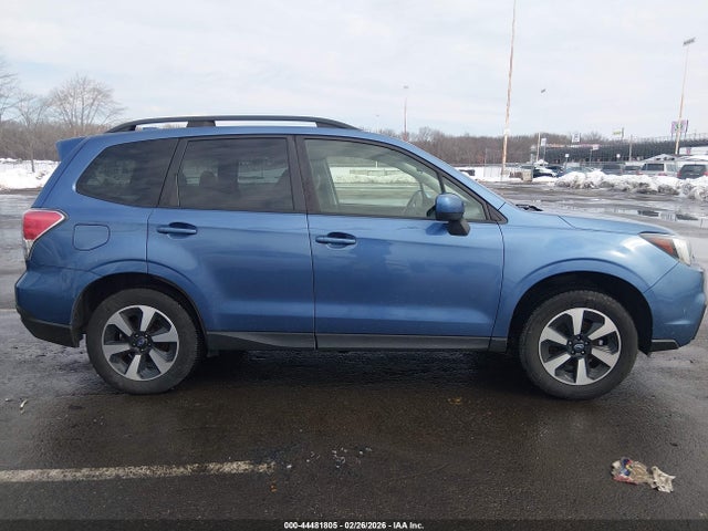 44481805 :رقم المزاد ، JF2SJAGC5JH461842 vin ، 2018 Subaru Forester 2.5i Premium مزاد بيع