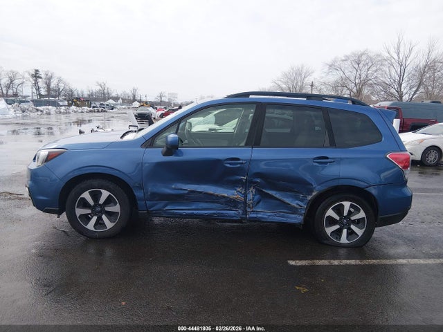 44481805 :رقم المزاد ، JF2SJAGC5JH461842 vin ، 2018 Subaru Forester 2.5i Premium مزاد بيع