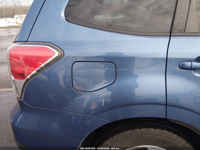 44481805 :رقم المزاد ، JF2SJAGC5JH461842 vin ، 2018 Subaru Forester 2.5i Premium مزاد بيع
