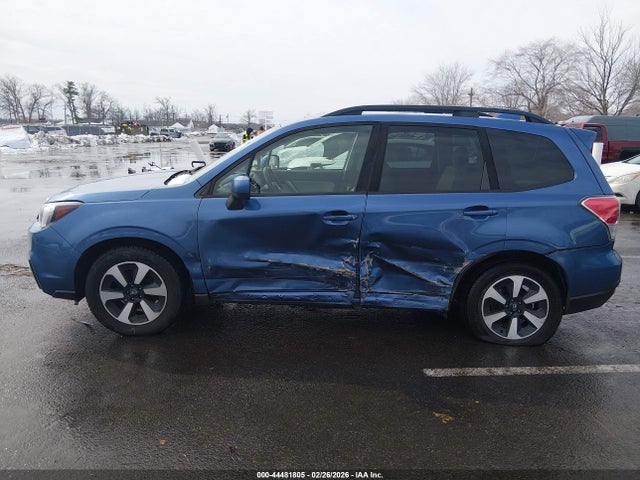 44481805 :رقم المزاد ، JF2SJAGC5JH461842 vin ، 2018 Subaru Forester 2.5i Premium مزاد بيع