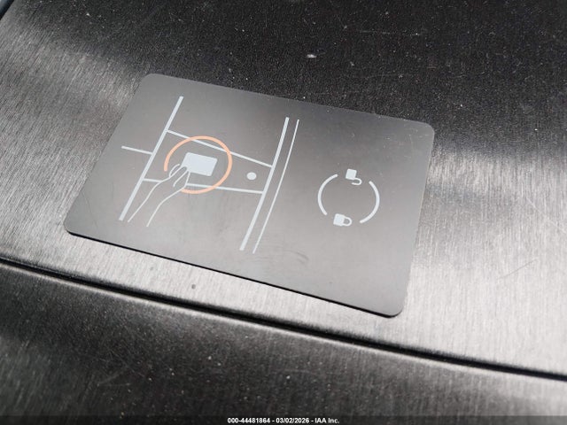 2021 TESLA MODEL Y 5YJYGDEE8MF077782 Photo 10