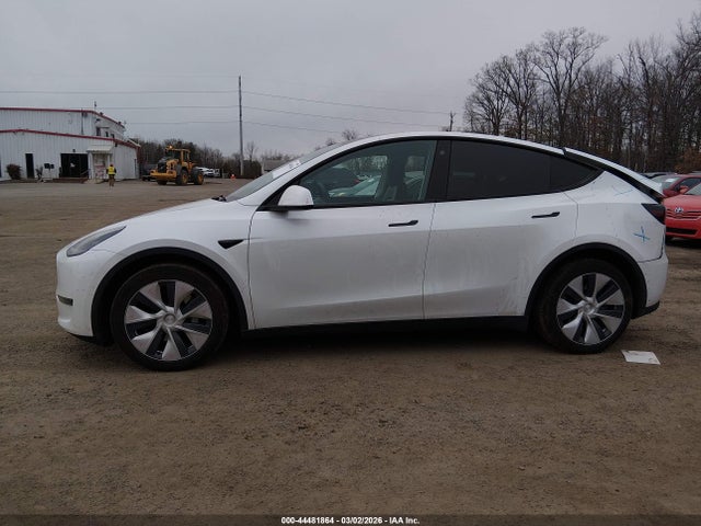 44481864 :رقم المزاد ، 5YJYGDEE8MF077782 vin ، 2021 Tesla Model Y Long Range Dual Motor All-wheel Drive مزاد بيع