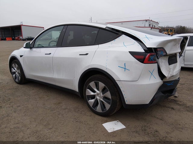 2021 TESLA MODEL Y 5YJYGDEE8MF077782 Photo 2