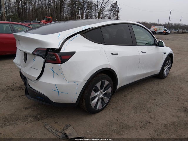 2021 TESLA MODEL Y 5YJYGDEE8MF077782 Photo 3