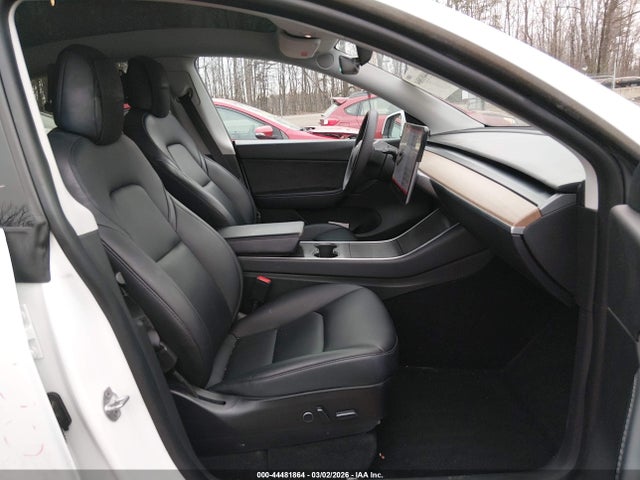 2021 TESLA MODEL Y 5YJYGDEE8MF077782 Photo 4