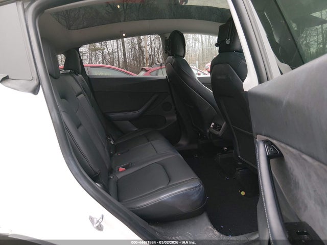 2021 TESLA MODEL Y 5YJYGDEE8MF077782 Photo 7