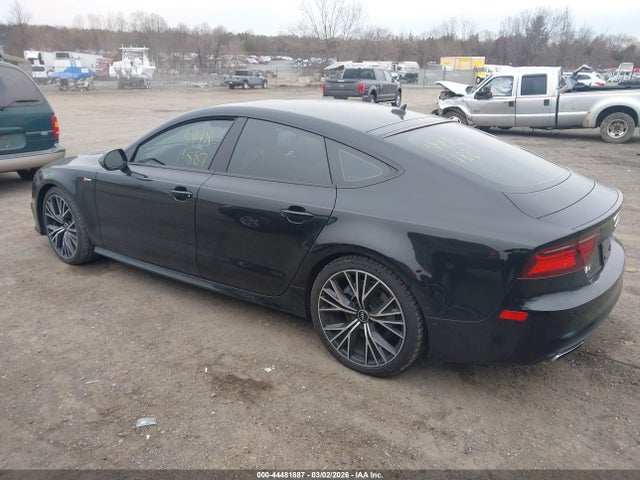 2017 AUDI A7 WAUW2AFC6HN131652 Photo 2