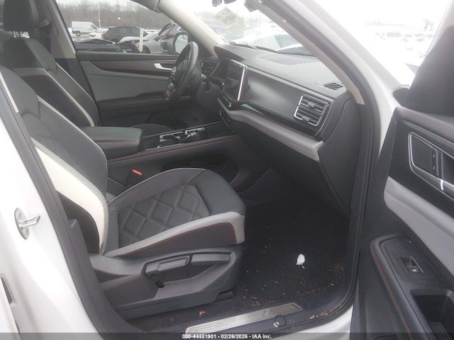 Продаж на аукціоні авто 2024 Volkswagen Atlas 2.0t Peak Edition Se W/technology, vin: 1V2CR2CA2RC587718, номер лоту: 44481901