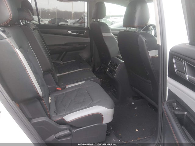 Продаж на аукціоні авто 2024 Volkswagen Atlas 2.0t Peak Edition Se W/technology, vin: 1V2CR2CA2RC587718, номер лоту: 44481901