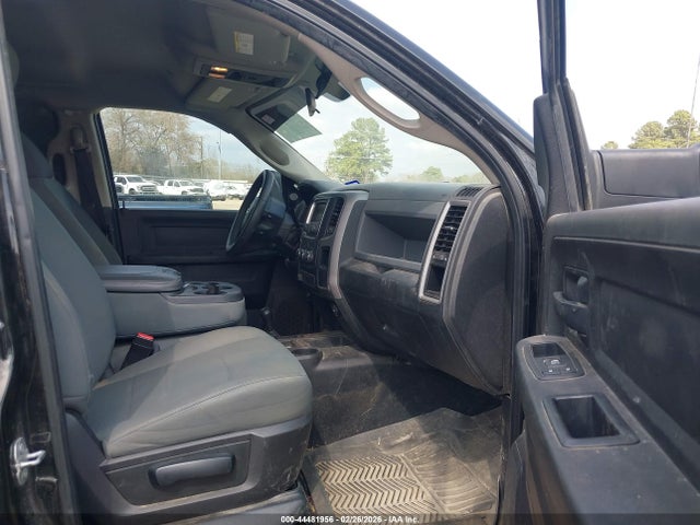 Продажа на аукционе авто 2018 Ram 2500 Tradesman  4x4 6'4 Box, vin: 3C6UR5CL4JG232163, номер лота: 44481956