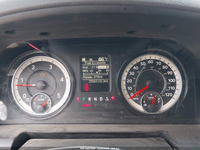 Продажа на аукционе авто 2018 Ram 2500 Tradesman  4x4 6'4 Box, vin: 3C6UR5CL4JG232163, номер лота: 44481956