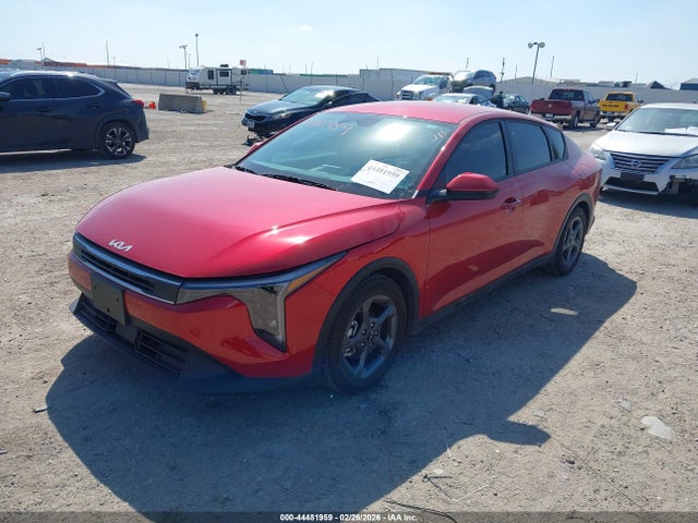2025 KIA K4 3KPFT4DE9SE108092 Photo 1