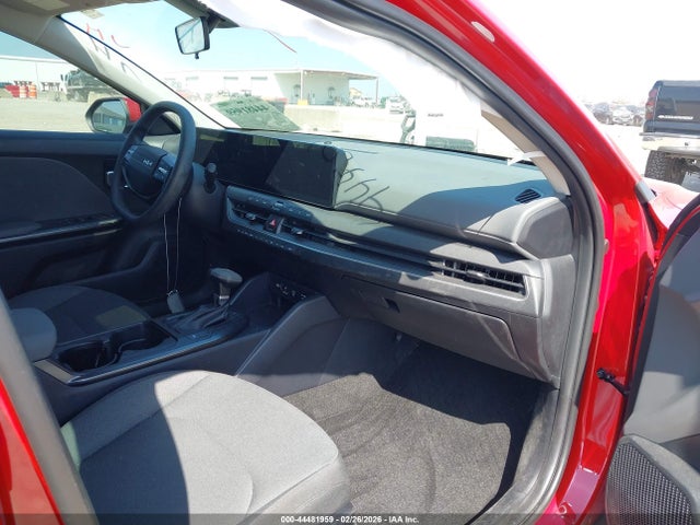 2025 KIA K4 3KPFT4DE9SE108092 Photo 4