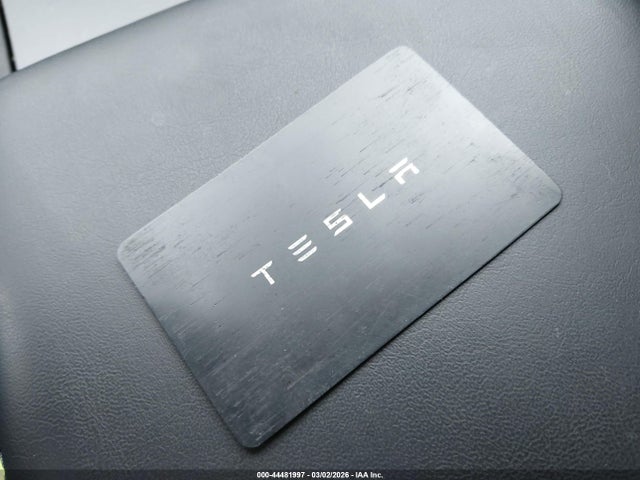 2025 Tesla Model 3 Long Range All-wheel Drive მანქანა იყიდება აუქციონზე, vin: 5YJ3E1EBXSF898142, აუქციონის ნომერი: 44481997