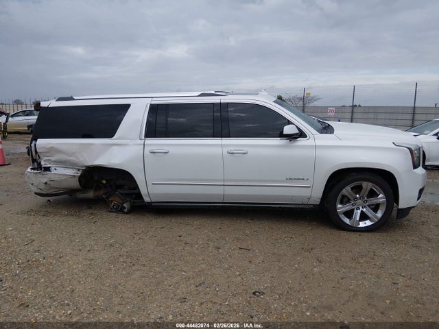 44482074 :رقم المزاد ، 1GKS2HKJ0KR196662 vin ، 2019 Gmc Yukon Xl Denali مزاد بيع