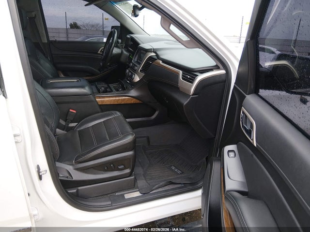 44482074 :رقم المزاد ، 1GKS2HKJ0KR196662 vin ، 2019 Gmc Yukon Xl Denali مزاد بيع