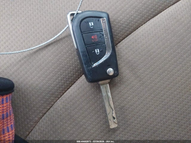 44482073 :رقم المزاد ، 2T3G1RFV7LW090881 vin ، 2020 Toyota Rav4 Le مزاد بيع