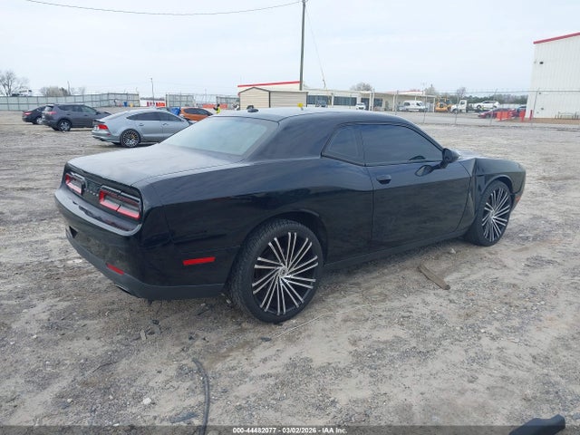 Продажа на аукционе авто 2016 Dodge Challenger Sxt, vin: 2C3CDZAG7GH130773, номер лота: 44482077