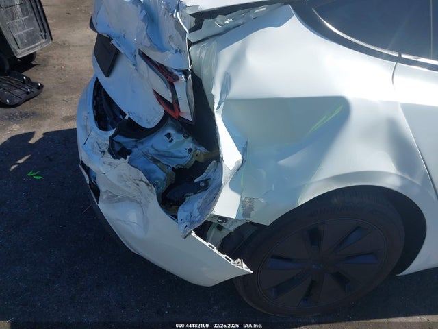 2024 TESLA MODEL 3 5YJ3E1EA1RF794589 Photo 5