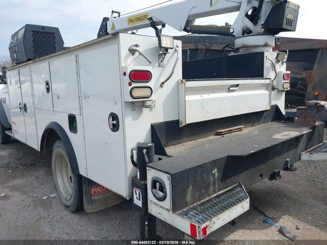 44482122 :رقم المزاد ، 3C7WRNBL6EG242351 vin ، 2014 Ram 5500 Chassis Tradesman/slt مزاد بيع